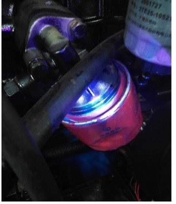 Leak Detection with UV Fluorescent Dye and UV Leak Detection Flashlight 2