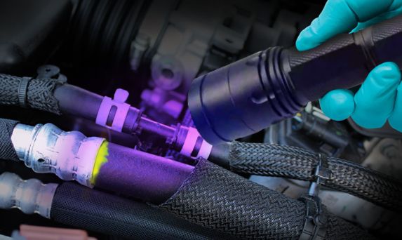 Fluorescent UV dye for aviation leak detection