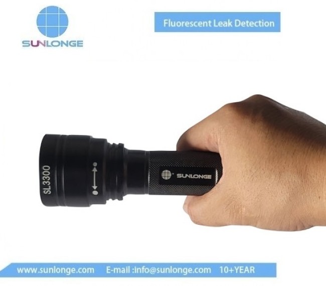 UV leak detection flashlights 